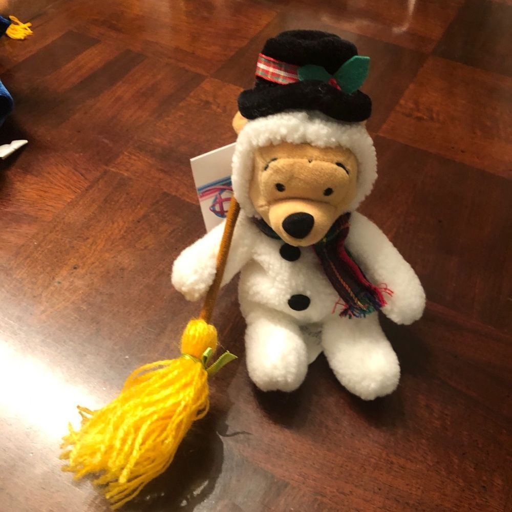 8" Winnie The Pooh Bean Bag Plush Snowman with tag